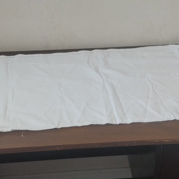 2 large/jumbo Pillows + 1 cover - Picture 2 of 4